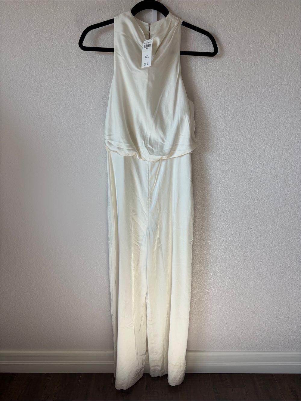 $120 NWT Abercrombie & Fitch high-neck Ivory Wide Pant Satin Jumpsuit - Picture 4 of 9